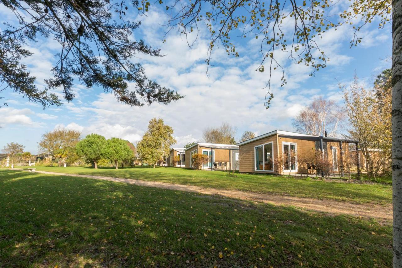Welcome In - Vakantiepark Fort Den Haak Vrouwenpolder Exterior photo